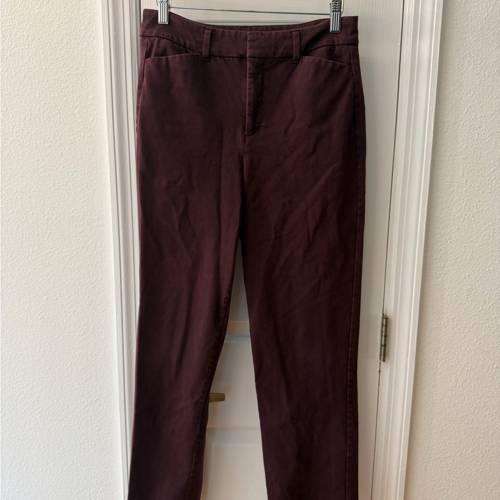 Old Navy Pixie High-Rise Straight Leg Pants in Burgundy